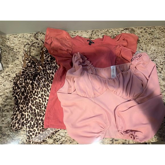 **LOT** Teen girl nice tops and pj set lot size medium mixed brands - Picture 1 of 11